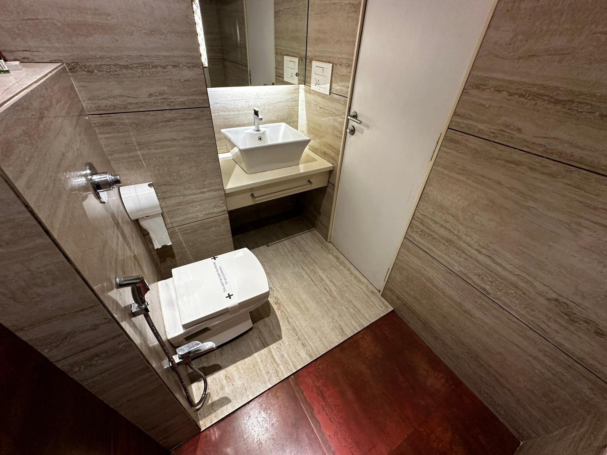South Coast Hotel Wagle Estate Thane Bagian luar foto
