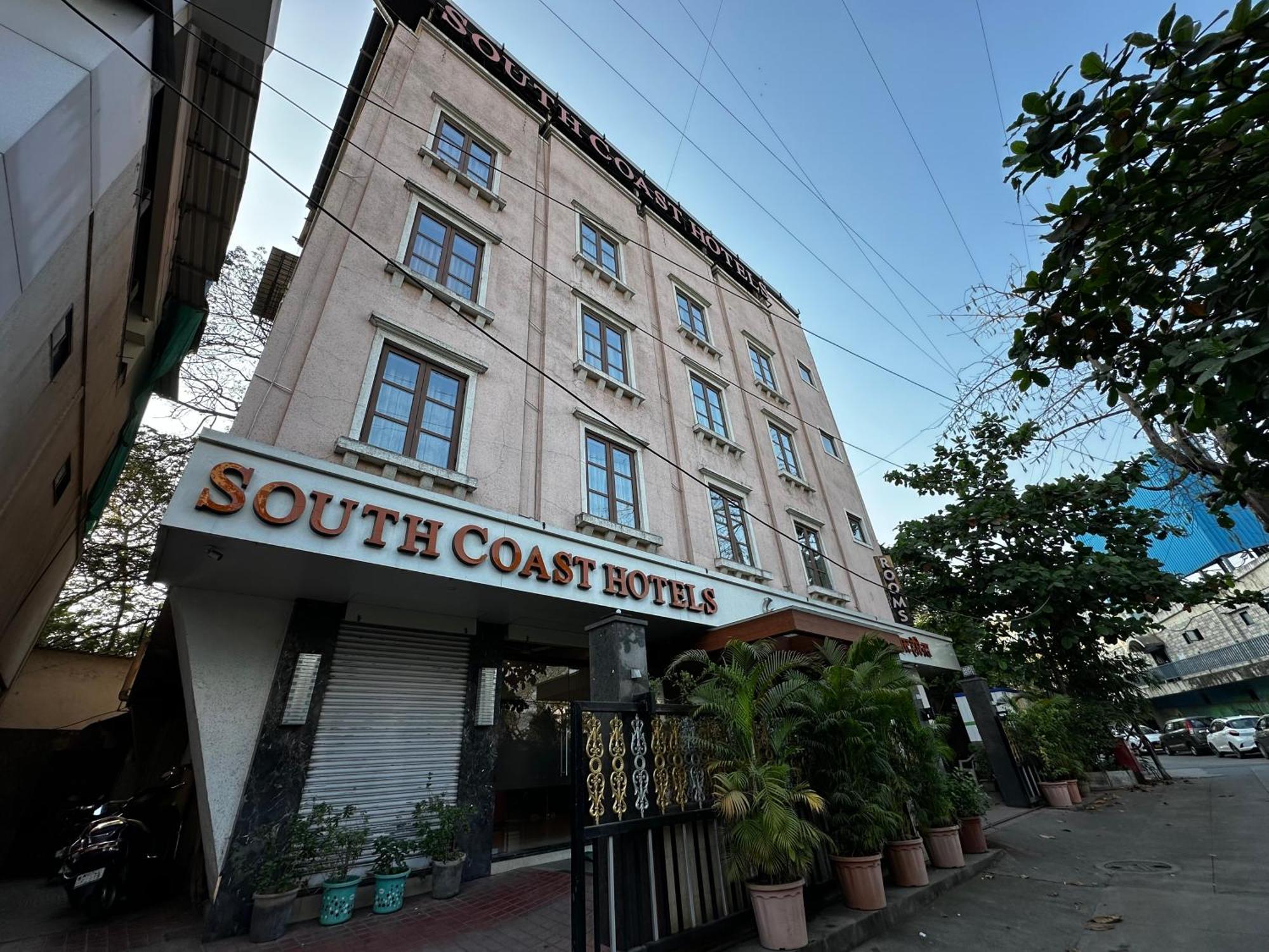 South Coast Hotel Wagle Estate Thane Bagian luar foto